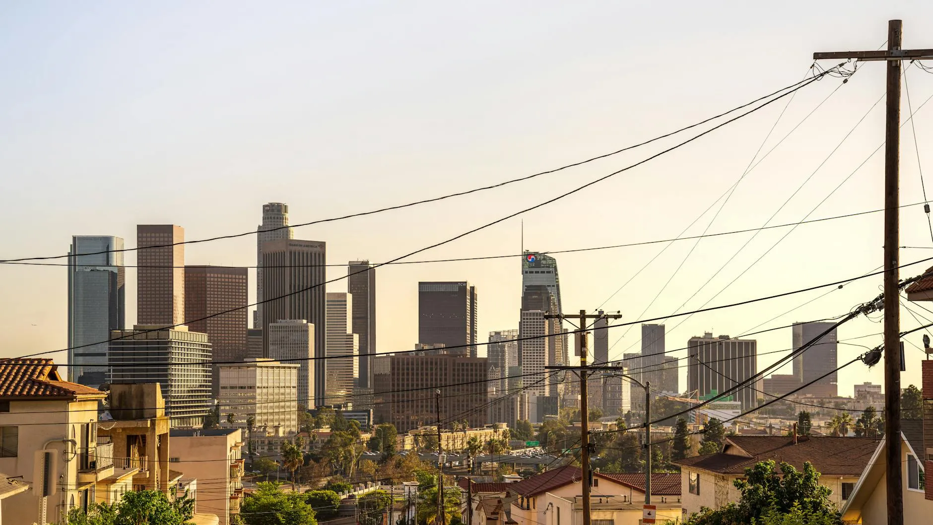 Los Angeles — flight deal hero