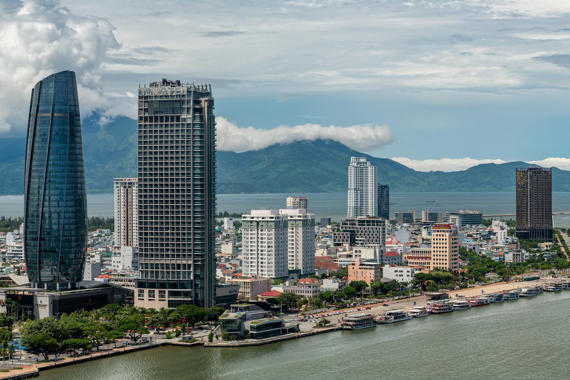 Beautiful view of Da Nang skyline featuring modern skyscrapers and coastline.