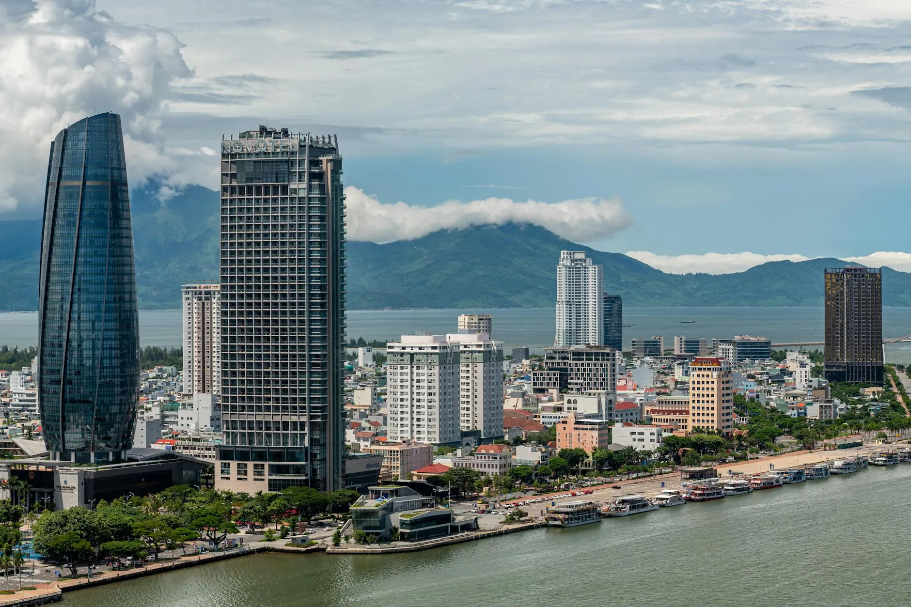 Beautiful view of Da Nang skyline featuring modern skyscrapers and coastline.