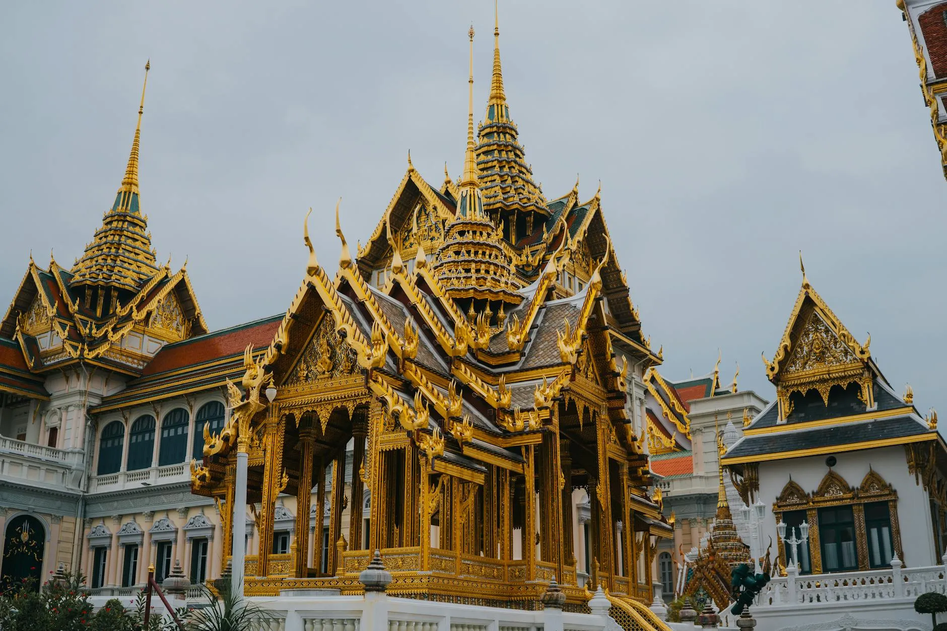 Bangkok, Thailand — Grand Palace / Chao Phraya river