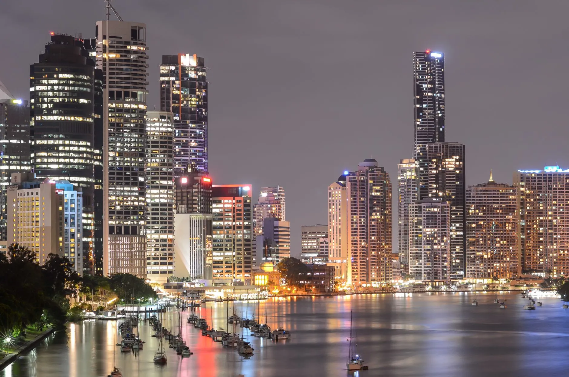 Brisbane — riverfront skyline at night