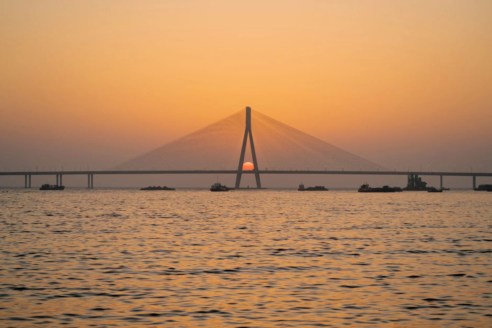 Mumbai, India — Bandra-Worli Sea Link at sunset