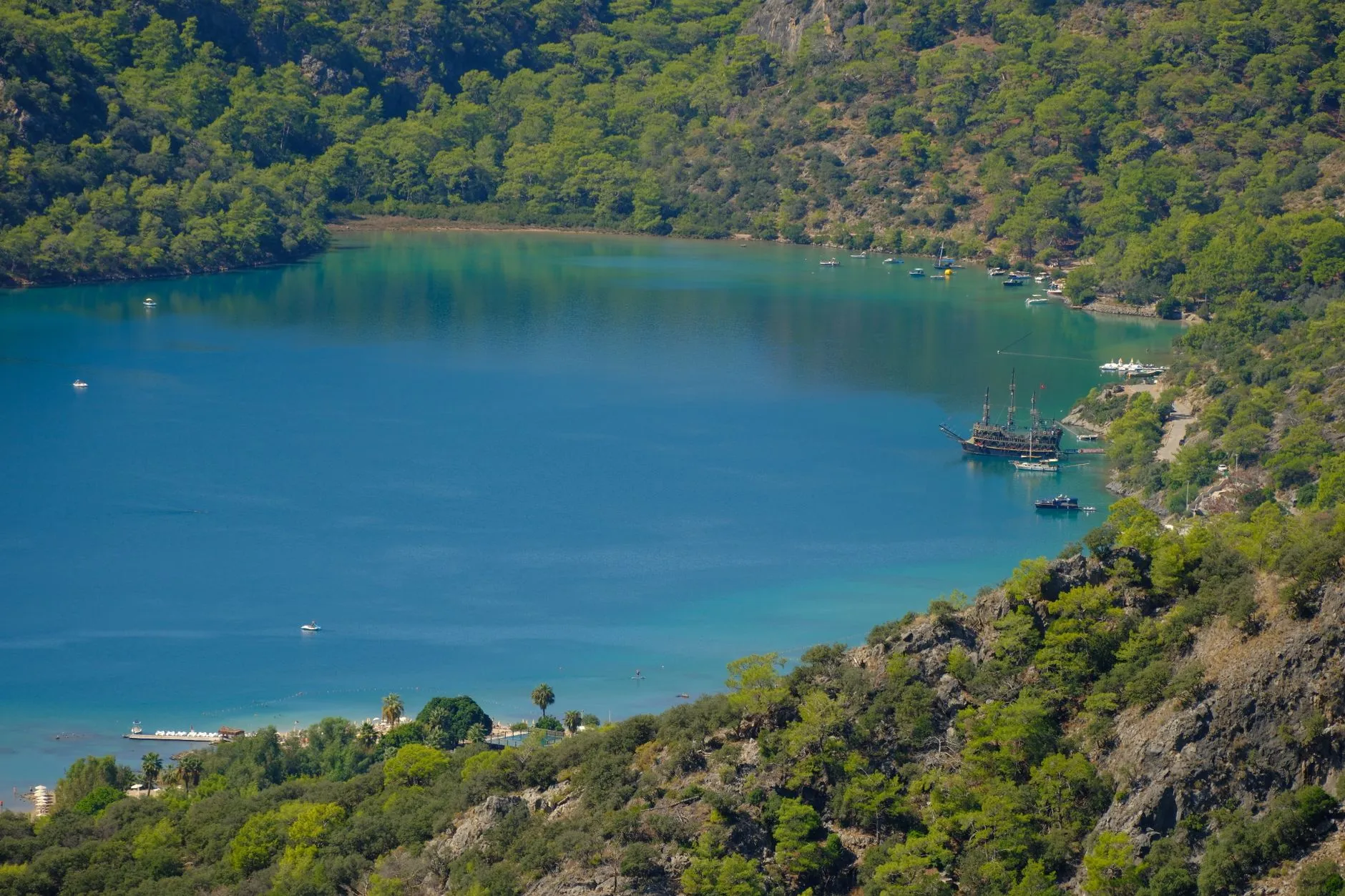 Ölüdeniz, Turquoise Coast (Turkey) — A breathtaking aerial view of the Blue Lagoon in Ölüdeniz with clear turquoise waters and lush greenery.