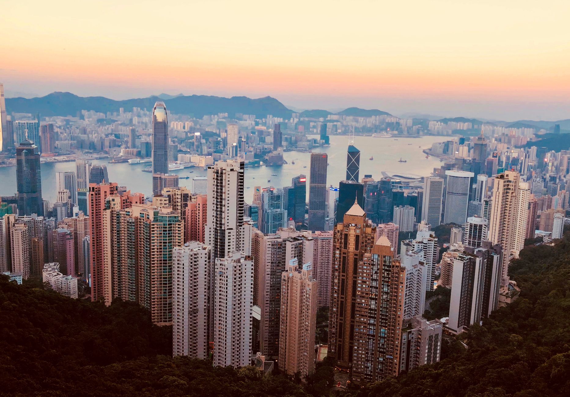 Hong Kong — Kowloon skyline and Victoria Harbour