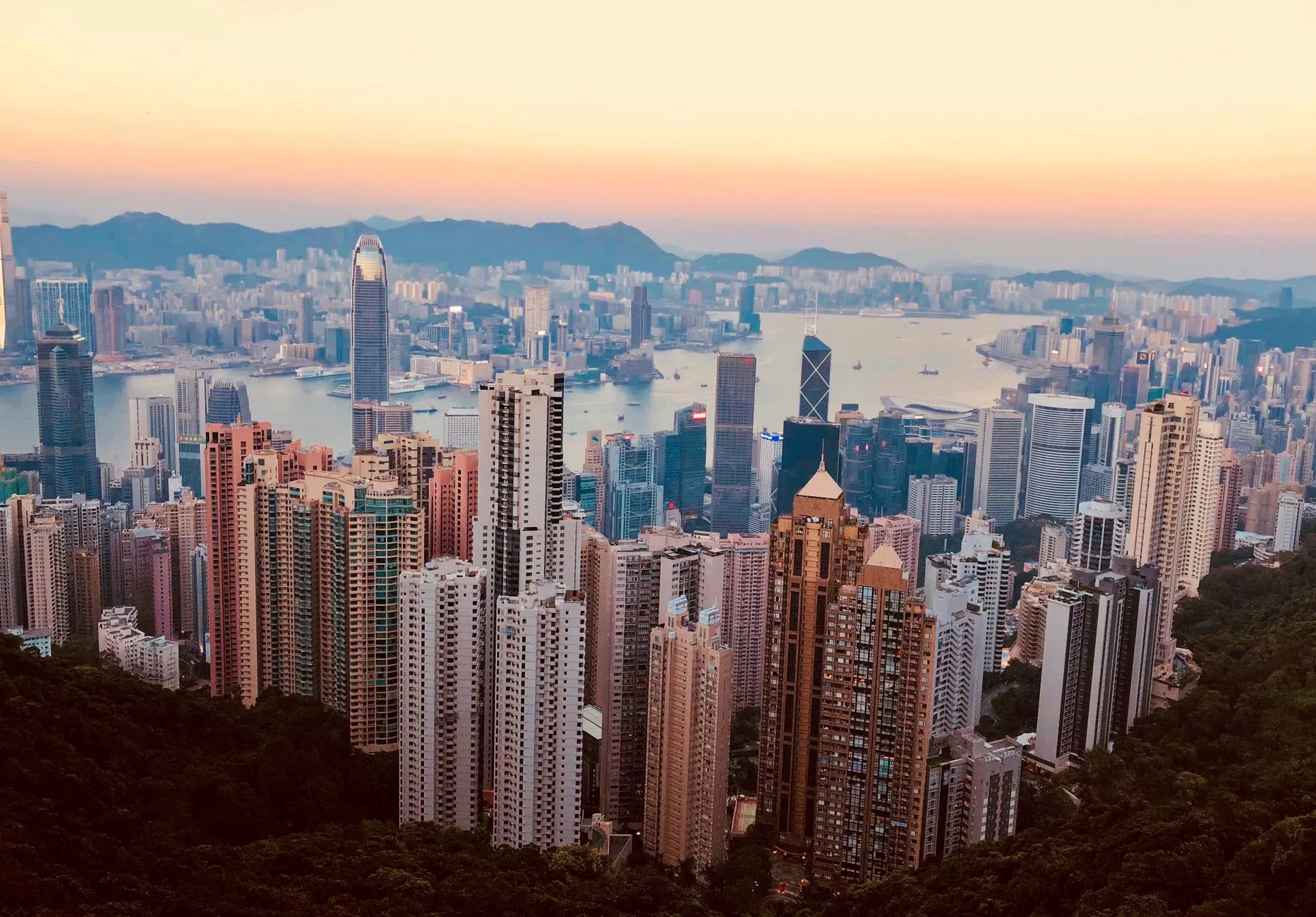 Hong Kong — Kowloon skyline and Victoria Harbour