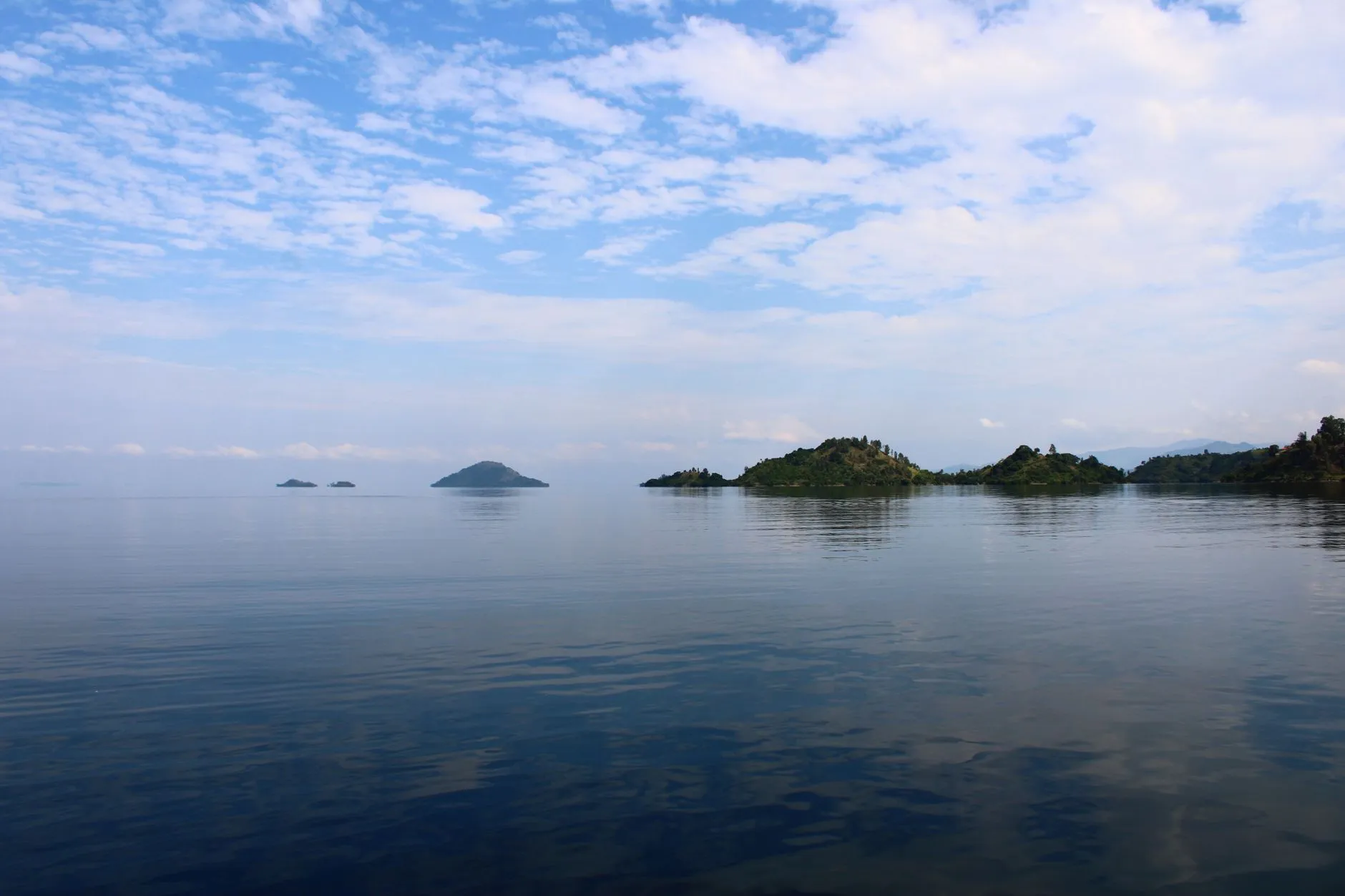 Rwanda — Volcanoes & Great Lakes landscape