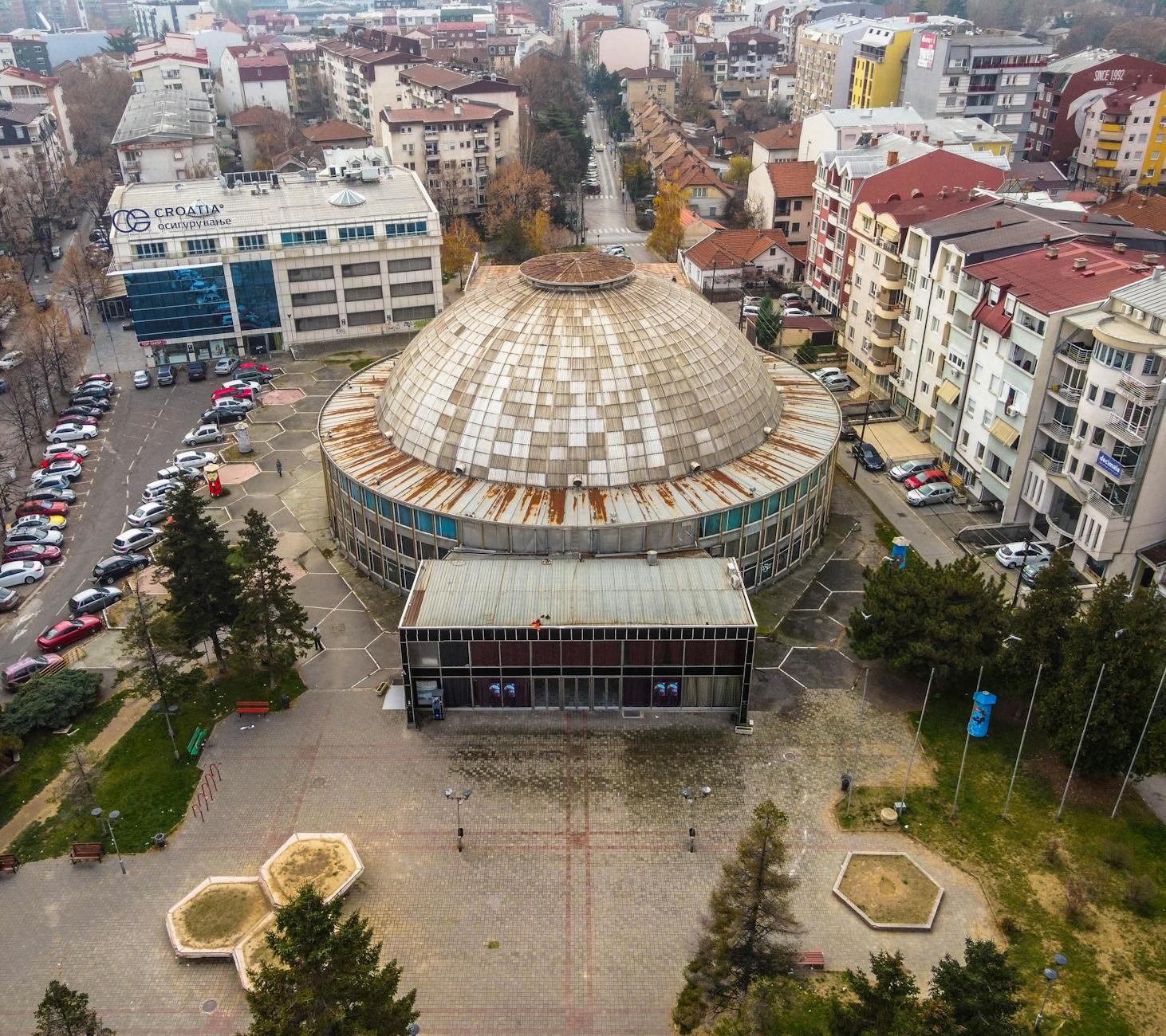 Skopje, North Macedonia — Stone Bridge and city center on the Vardar