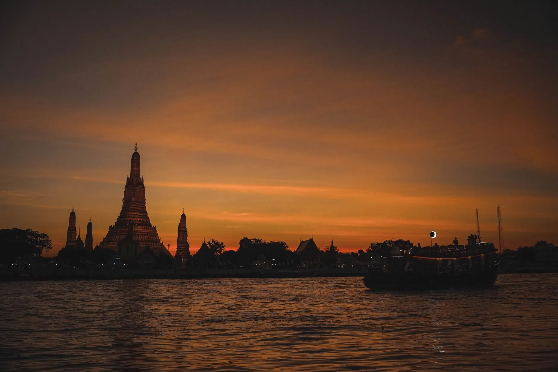 Wat Arun temple, Bangkok, Thailand at sunset