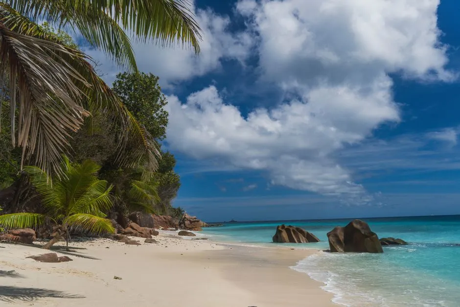 Anse Source d'Argent, Mahé/La Digue, Seychelles — granite boulder beach