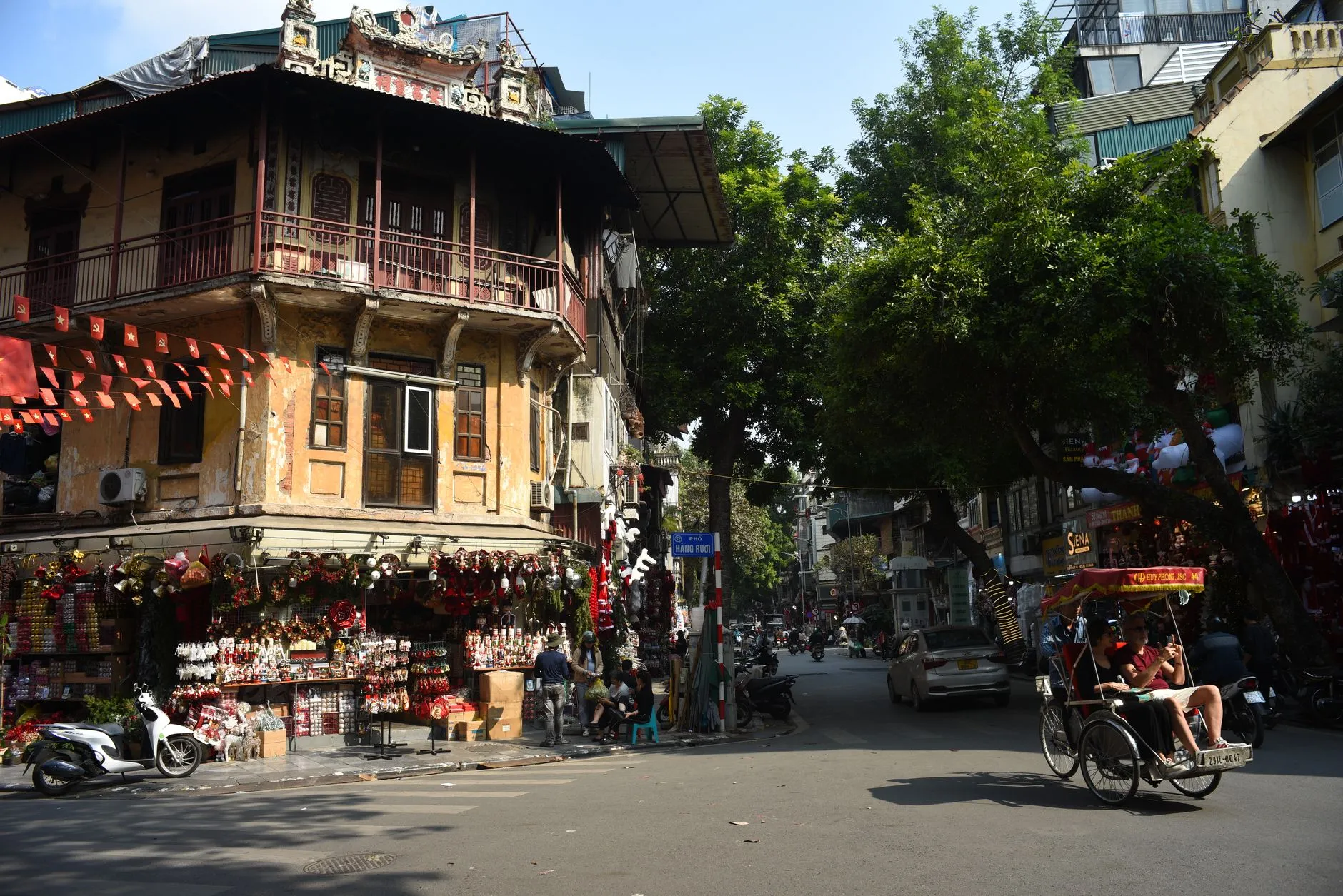 A street corner in the Old Quarter, Hanoi