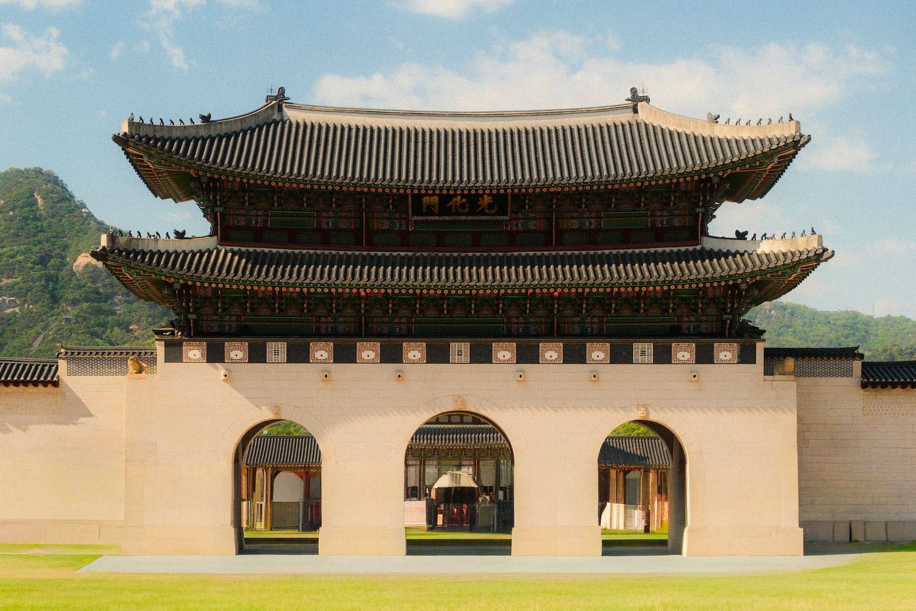 Gwanghwamun Gate at Gyeongbokgung Palace, Seoul