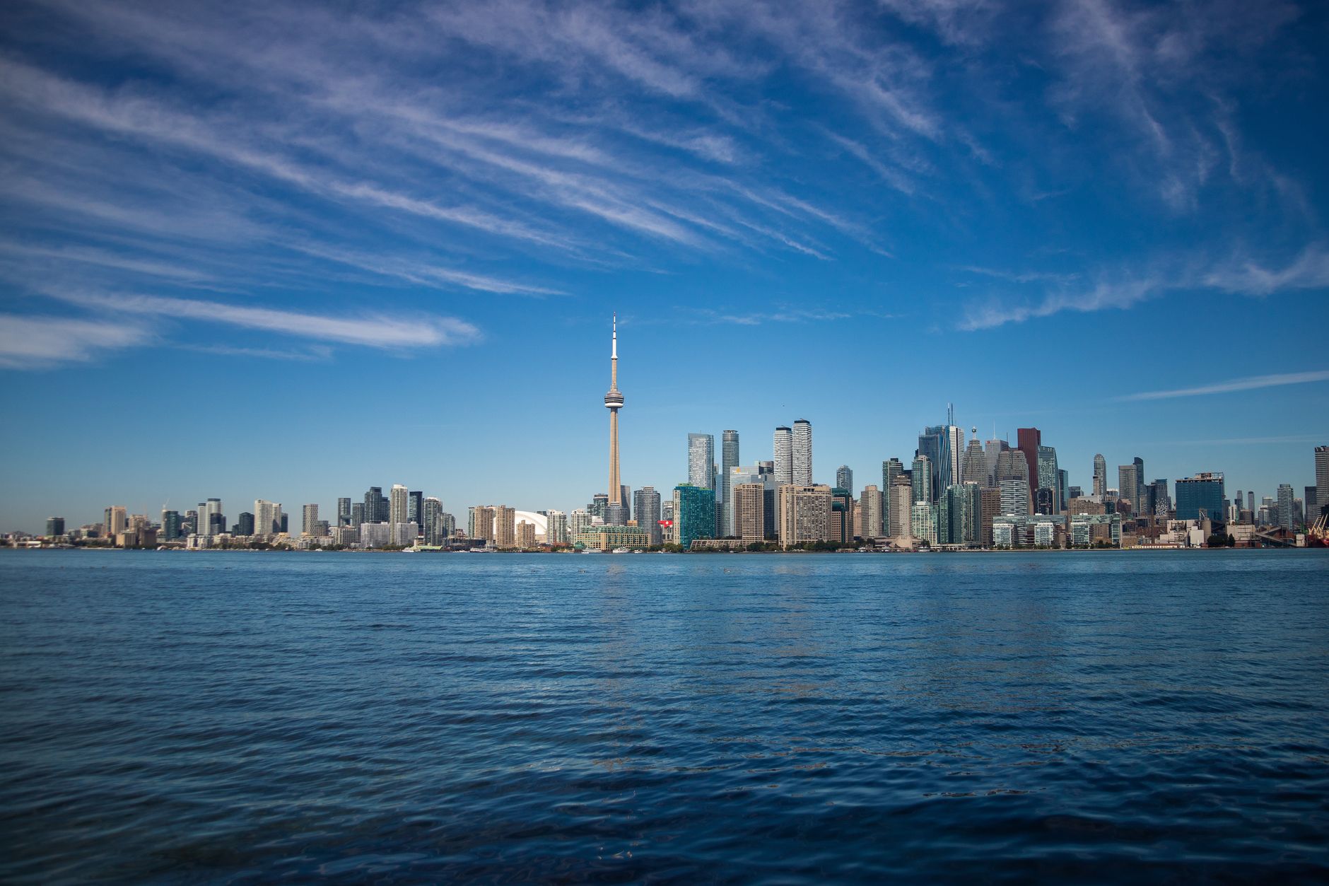 Toronto, Canada — skyline / CN Tower