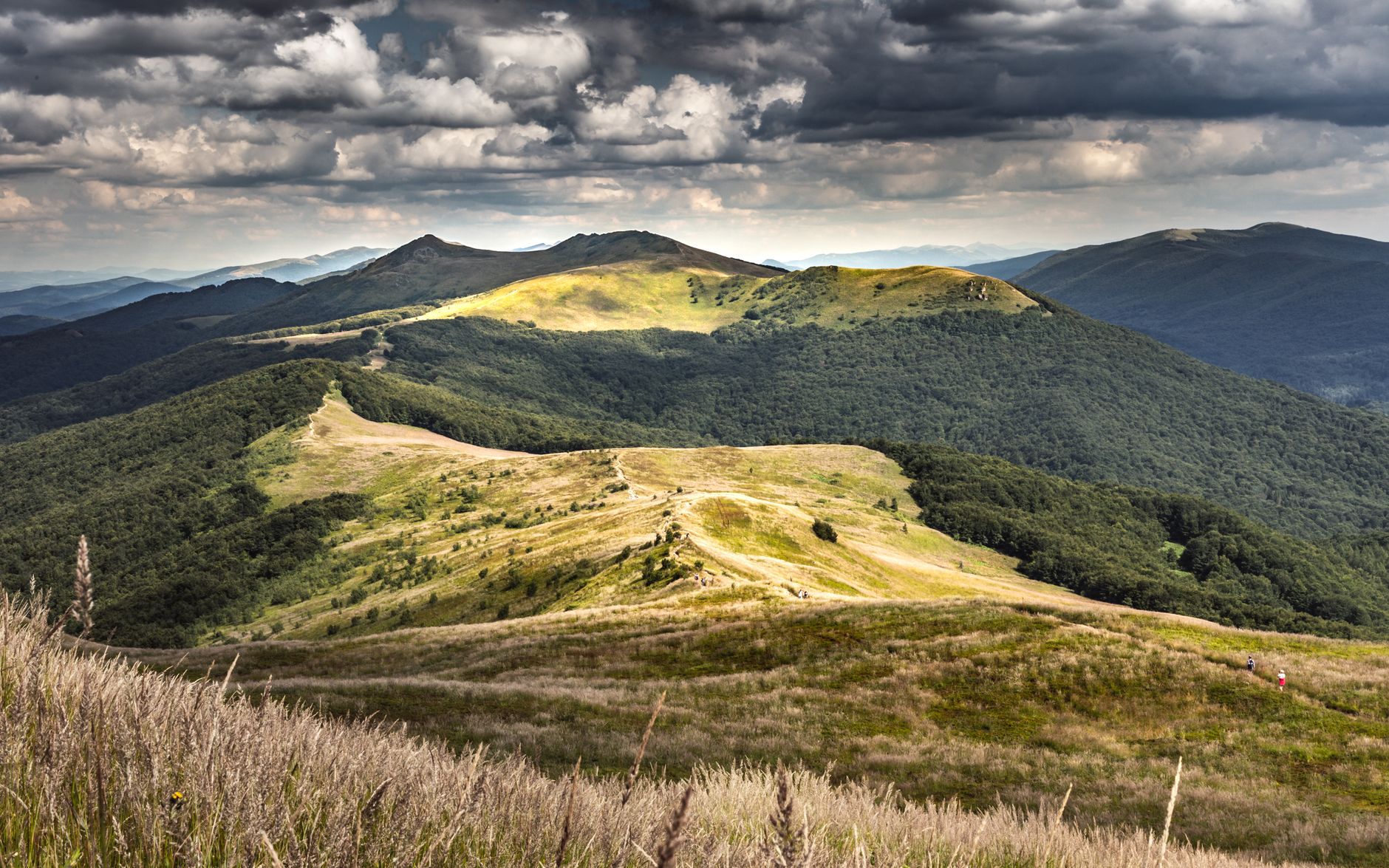 Rzeszów, Poland — Breathtaking view of Bieszczady Mountains under a dramatic sky in Podkarpackie, Poland.